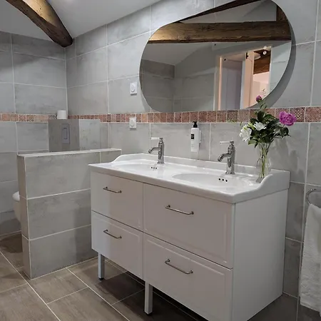Le Clos De Bacchus Bed and breakfast *